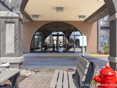 1 Renaissance Pl Unit 201