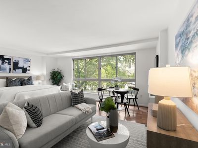 922 24th St NW APT 220