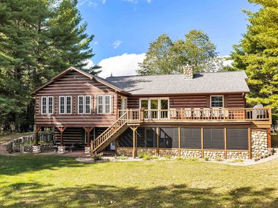 N11622 Sturgeon Shores Ln