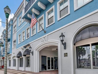 401 W Atlantic Avenue #L 012