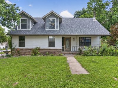 Property at 104 N Market Street, Nixa, MO