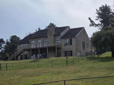 1850 Webster Rd