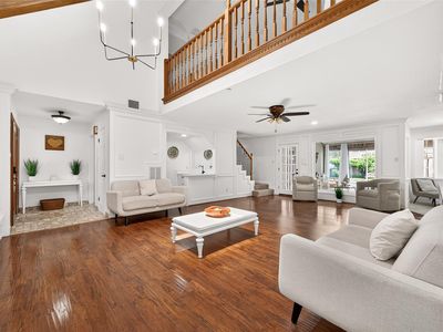 12302 Moorcreek Dr
