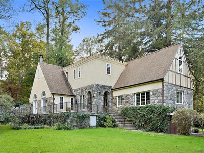 160 Long Ridge Road