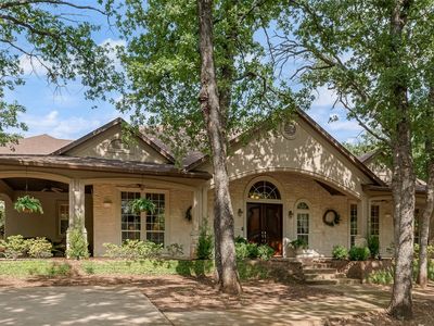 115 River Run Dr