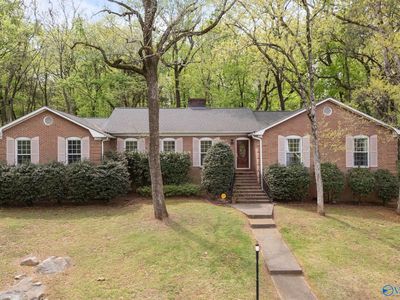 5812 Jones Valley Dr SE