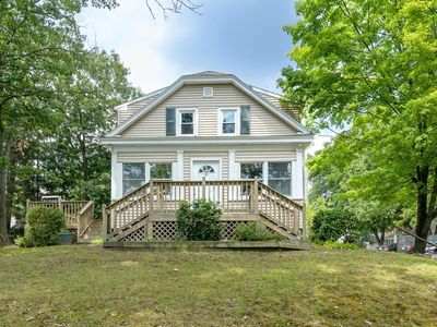 180 Lake Dr