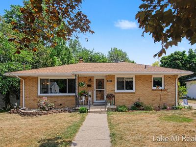 938 Calvary Ave NW
