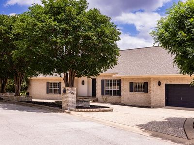 405 Overlook Dr