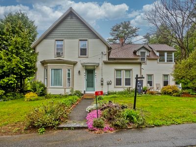 18 Reynolds Ave