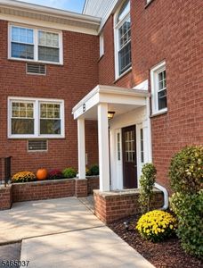 565 Grove St B-9 BLDG B #B-9