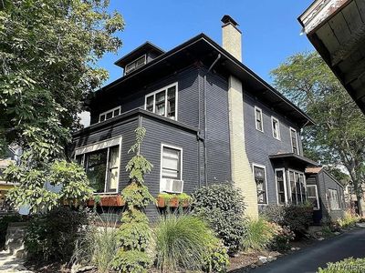 21 Parkside Ave