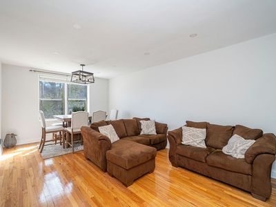 139-21 85th Dr APT 3E