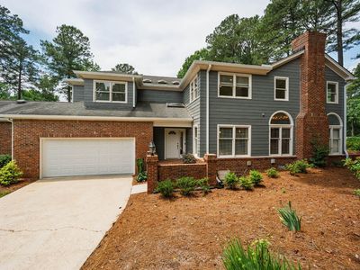 100 Greensview Dr