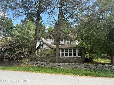 33 Knox St