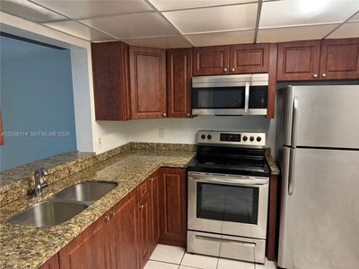 2055 SW 122nd Ave APT 406