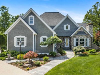 3575 & 3555 Traverse Heights Dr