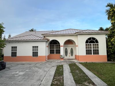 Property at 25 Ludlam Dr, Miami Springs, FL