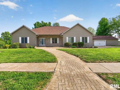 217 Huntington Dr