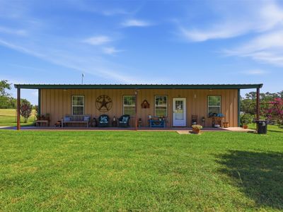 5770 W Highway 199