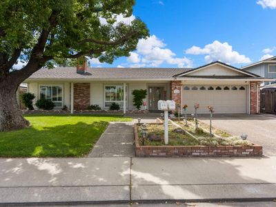 1018 E Edison St