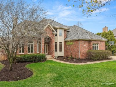 612 Waters Edge Dr