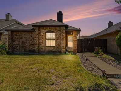 1024 Old Barn Ln
