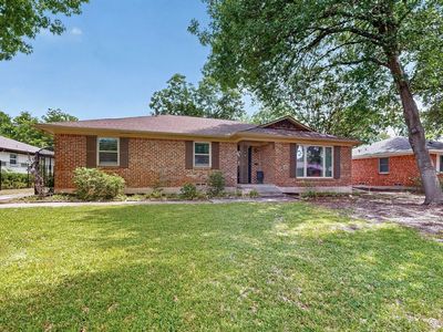 8420 Sweetwater Dr