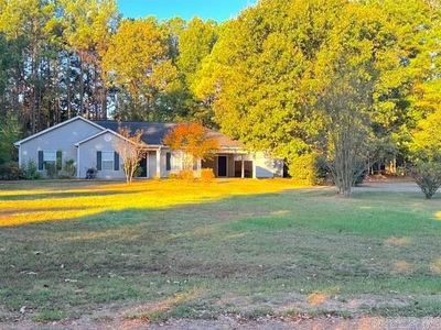 11 Southlake Rd