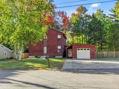 66 Robbins Road