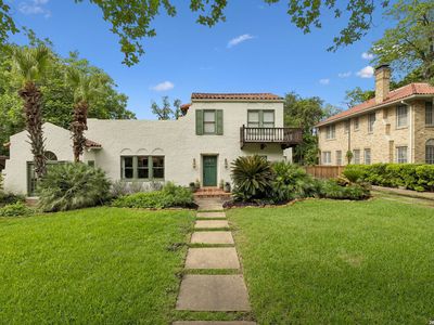 115 E HOLLYWOOD AVE