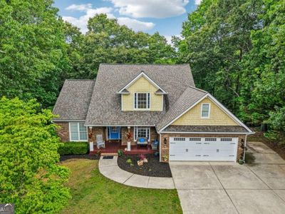 9395 Edgewater Dr