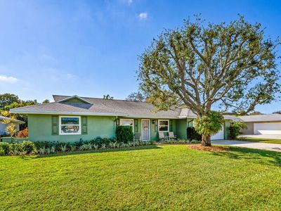 9812 SE Little Club Way S