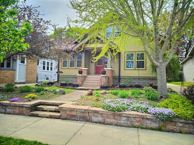 1513 N Main St
