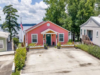 143 Lakeview Dr