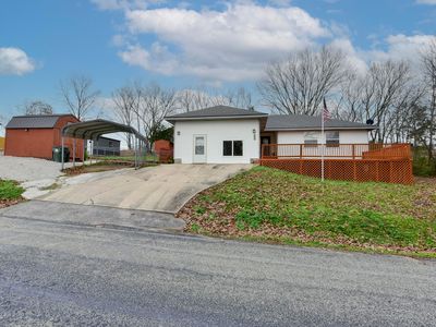 21992 Knob Hill Lane