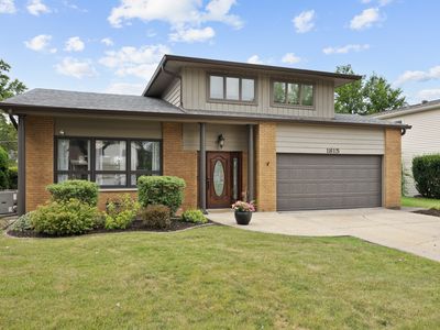 1815 Azalea Ln