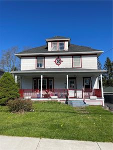 99 S Main St