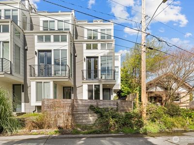 712 W Bertona Street #a