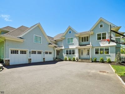 132 Hartshorn Dr