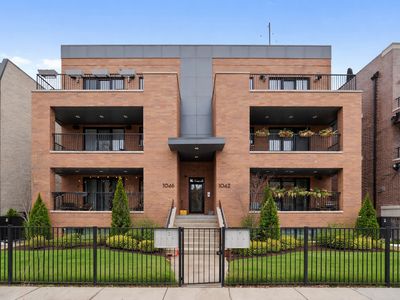 1042 W Altgeld St APT 3