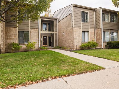 16260 Mayfair Dr #102