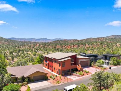 2315 STANLEY STEAMER Drive