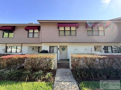 717 Oak Park Pl