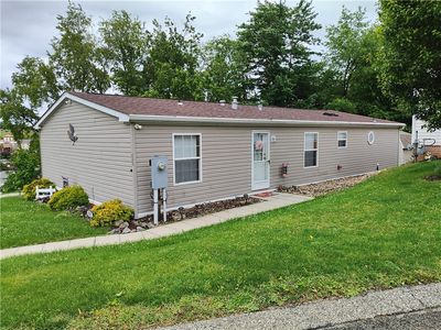 111 Pembrooke Dr