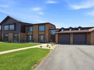 Property at 1402 Woodhollow Dr #1A, Flossmoor, IL