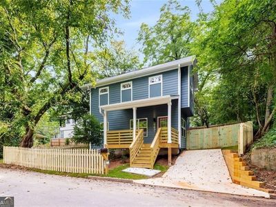 1631 Burton St SE