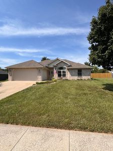 Property at 6151 E Douglas Pkwy, Hallsville, MO