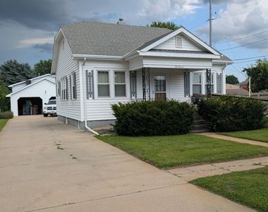 Property at 511 S Vine St, Grand Island, NE