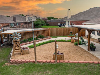 2819 Arabian Ln